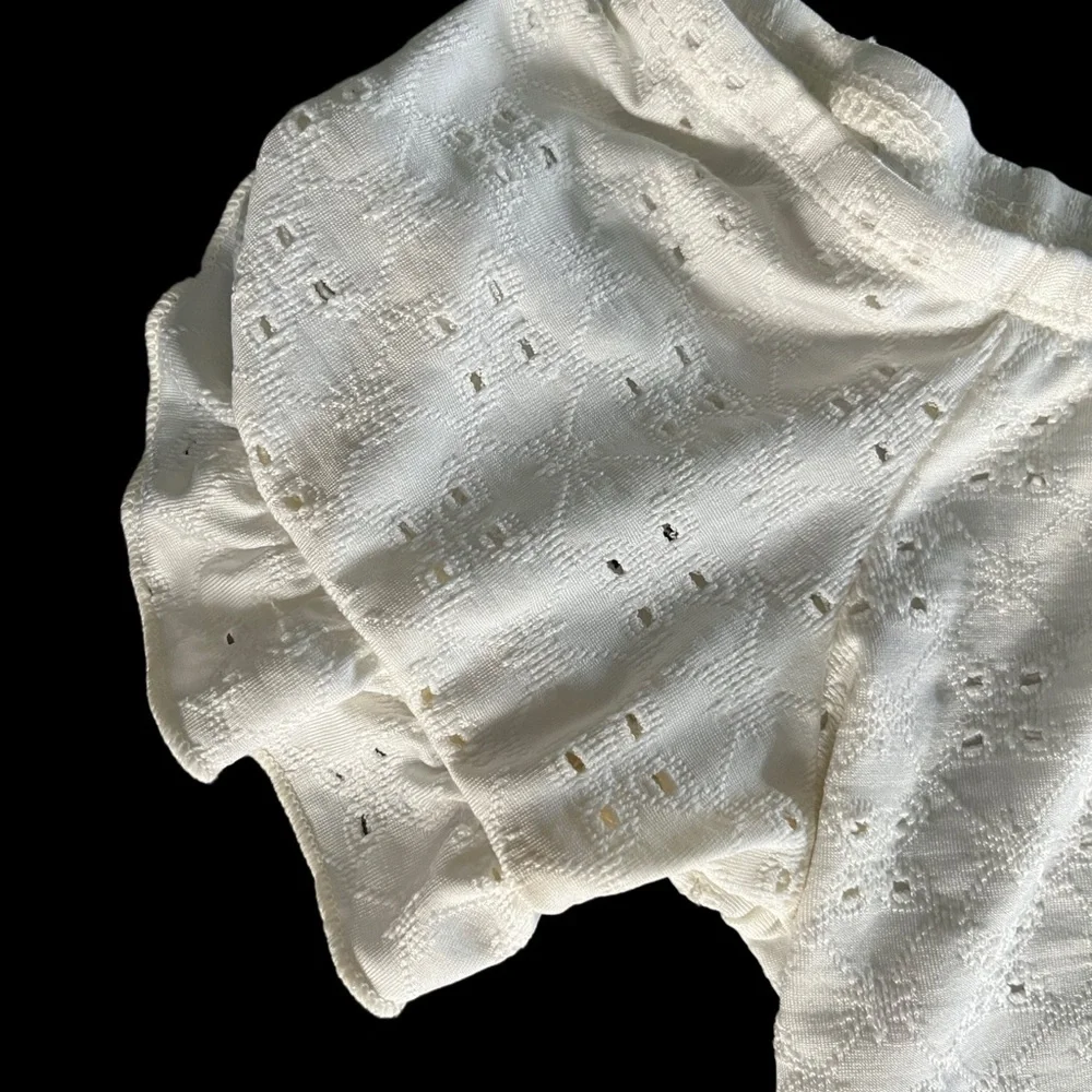 L.A. Hearts White Eyelet Ruffle Top - Off the Shoulder - Medium - Picture 3 of 4